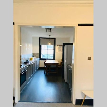 Beautiful First Floor Apartment In St Leonards Dış mekan fotoğraf