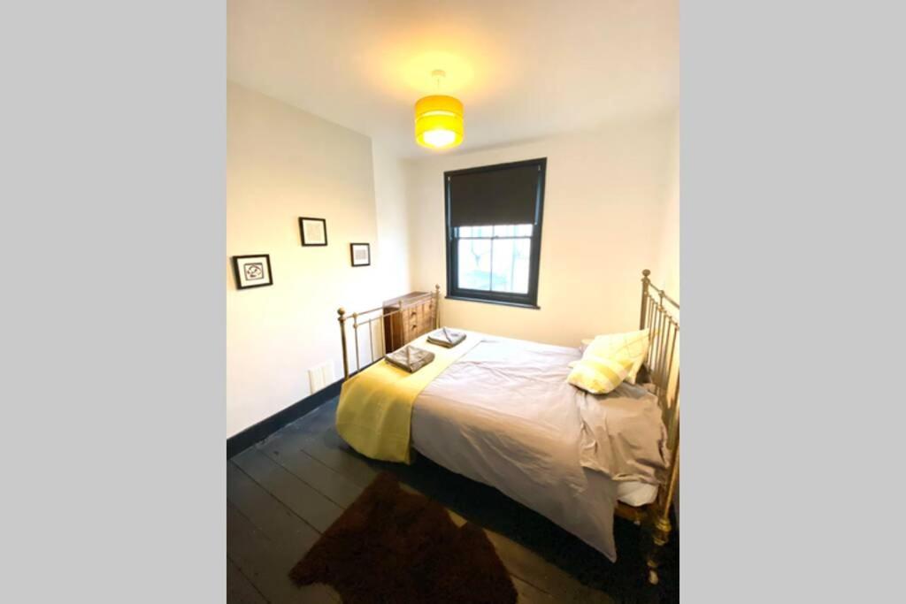 Beautiful First Floor Apartment In St Leonards Dış mekan fotoğraf